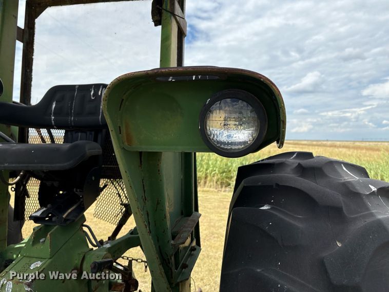 image for item DX8048 John Deere 2840 tractor