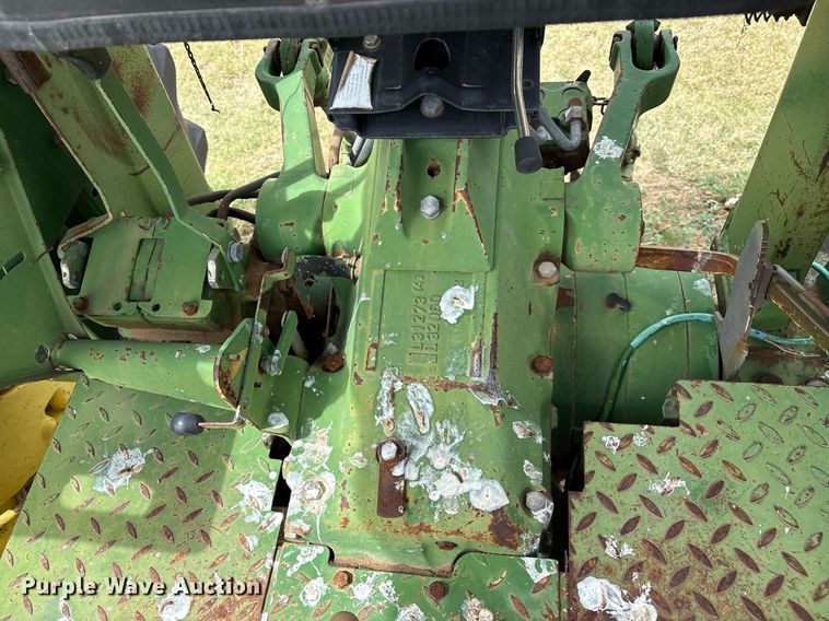 image for item DX8048 John Deere 2840 tractor