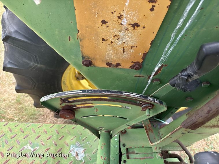 image for item DX8048 John Deere 2840 tractor