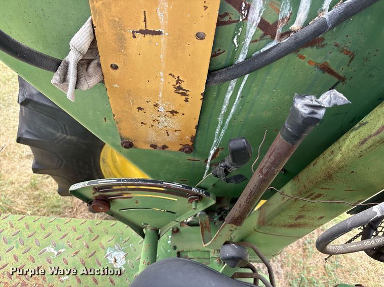 image for item DX8048 John Deere 2840 tractor