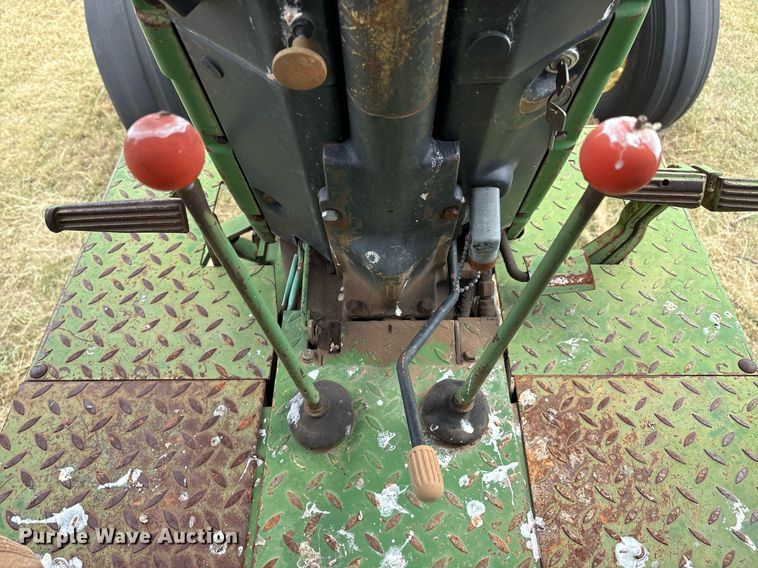 image for item DX8048 John Deere 2840 tractor