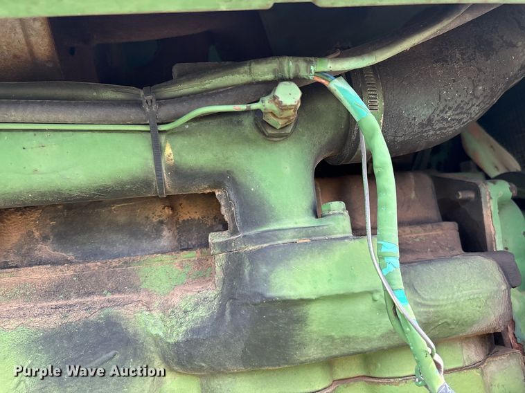 image for item DX8048 John Deere 2840 tractor