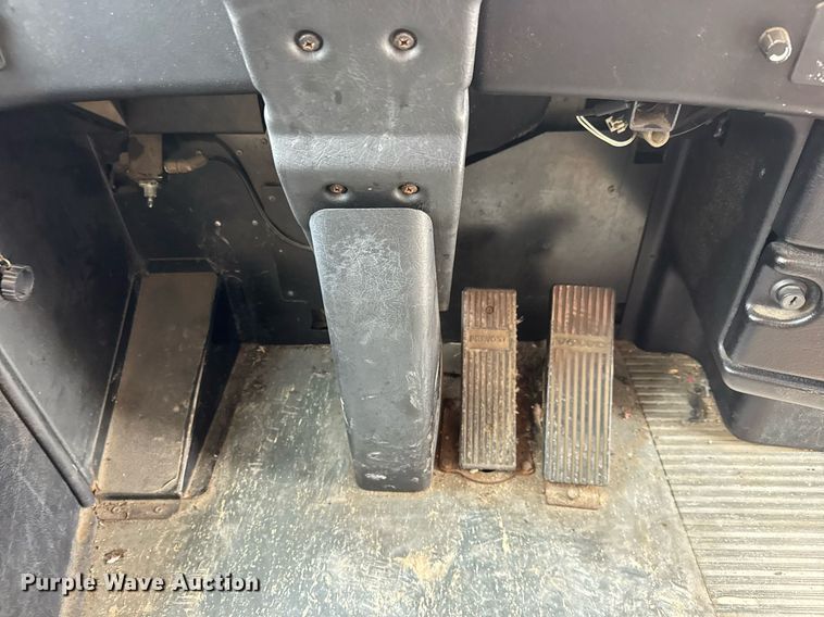 image for item DY0170 2000 Prevost H3 coach bus