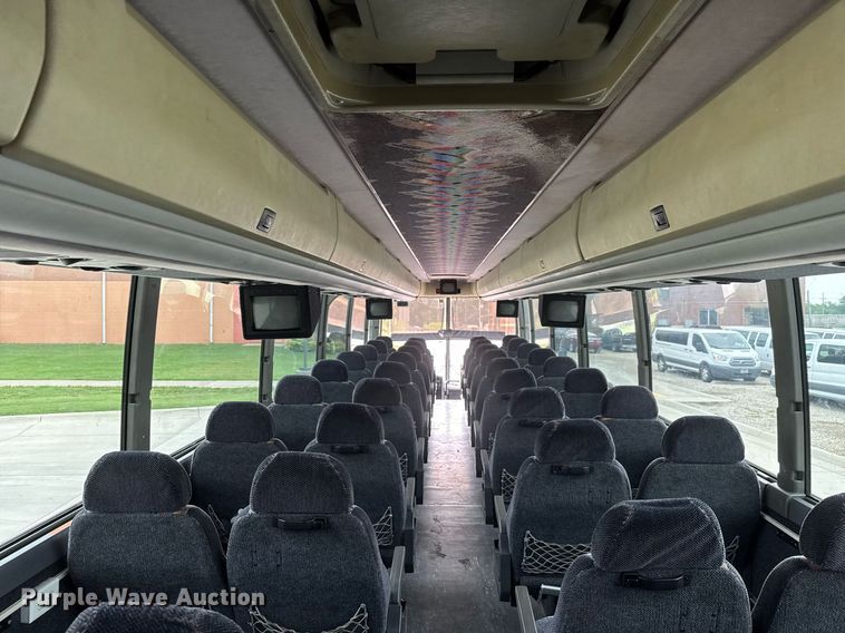 image for item DY0170 2000 Prevost H3 coach bus