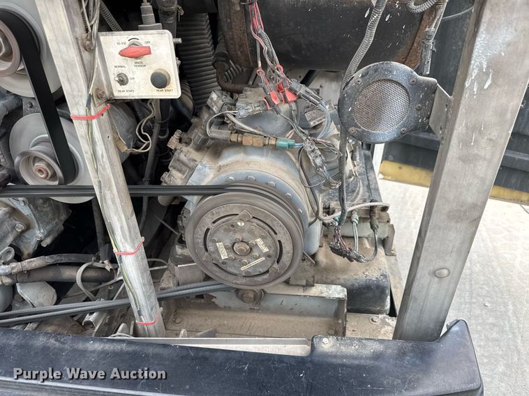 image for item DY0170 2000 Prevost H3 coach bus