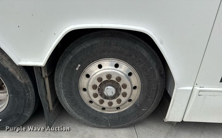 image for item DY0170 2000 Prevost H3 coach bus