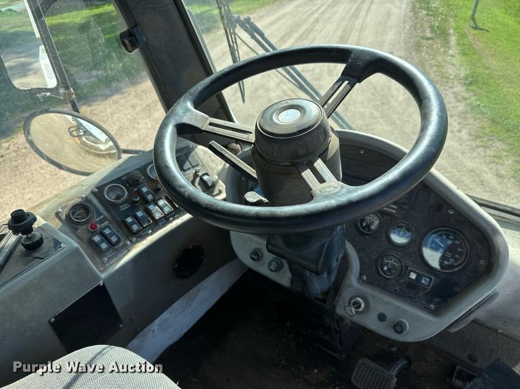 image for item DY0337 2004 Johnston 3000 street sweeper