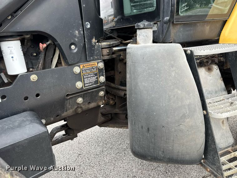 image for item DY0338 2006 New Holland TV145 4WD bi-directional tractor