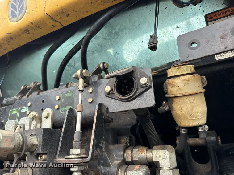 image for item DY0338 2006 New Holland TV145 4WD bi-directional tractor