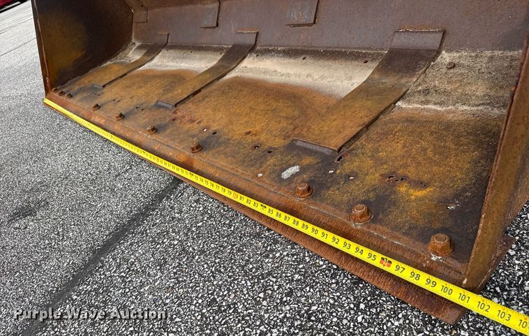 image for item DY0338 2006 New Holland TV145 4WD bi-directional tractor