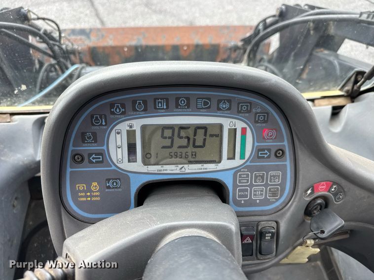 image for item DY0338 2006 New Holland TV145 4WD bi-directional tractor