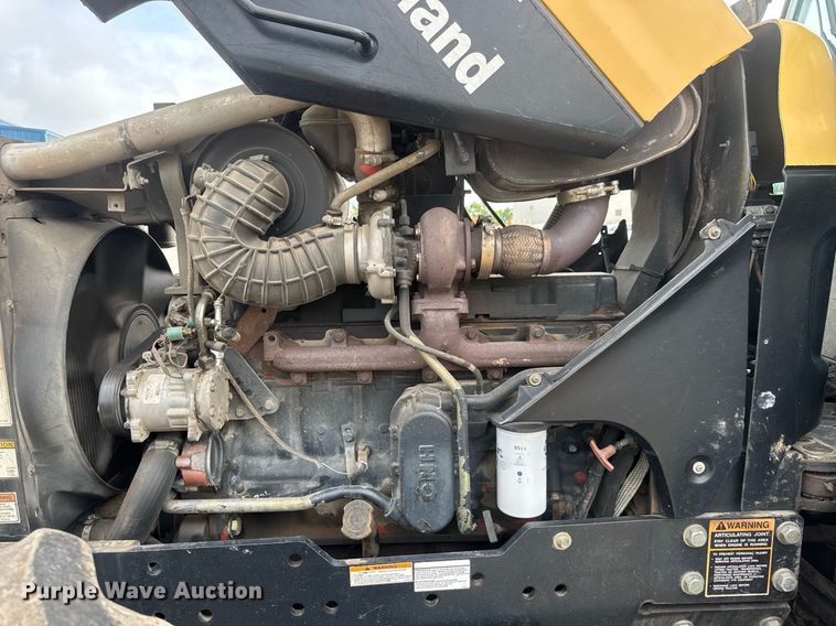 image for item DY0338 2006 New Holland TV145 4WD bi-directional tractor