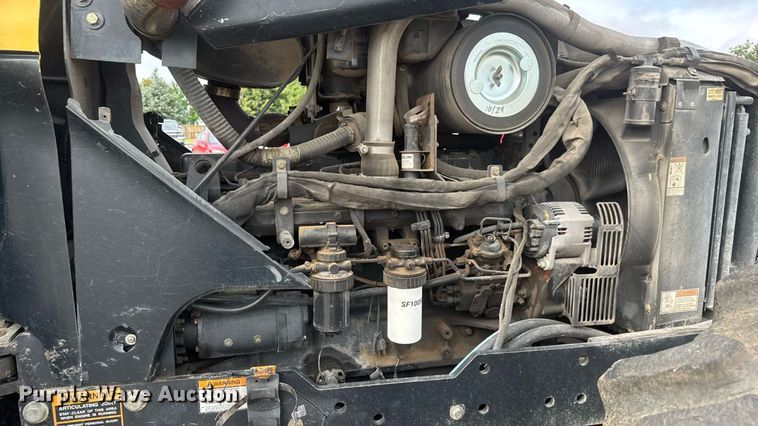 image for item DY0338 2006 New Holland TV145 4WD bi-directional tractor