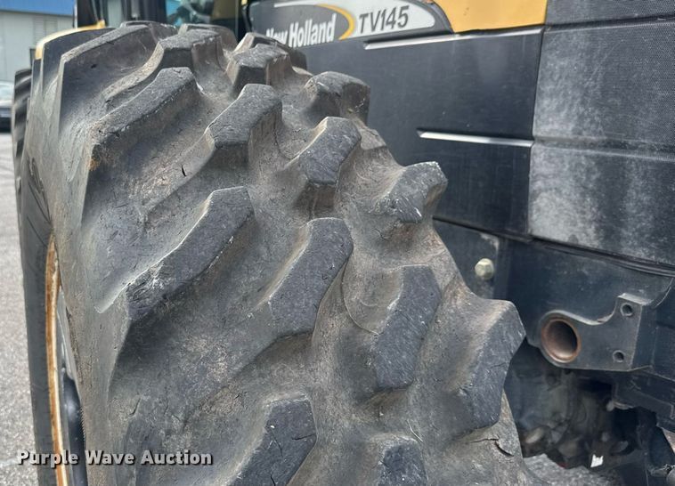 image for item DY0338 2006 New Holland TV145 4WD bi-directional tractor