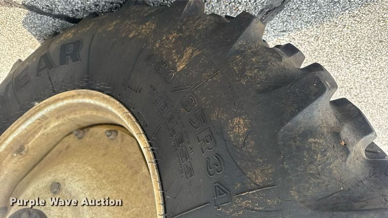 image for item DY0338 2006 New Holland TV145 4WD bi-directional tractor