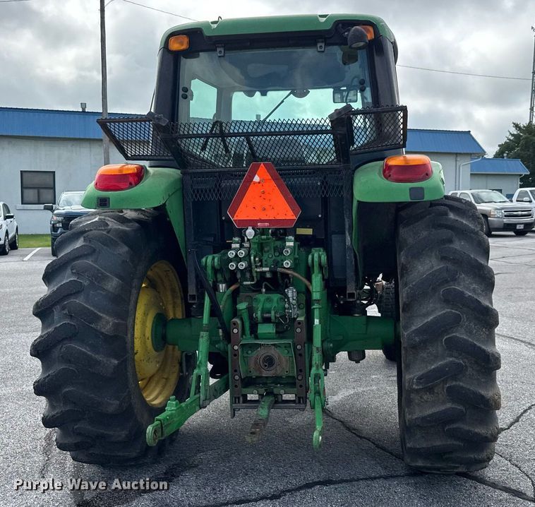 image for item DY0339 2009 John Deere 6330 tractor