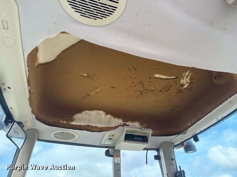 image for item DY0339 2009 John Deere 6330 tractor