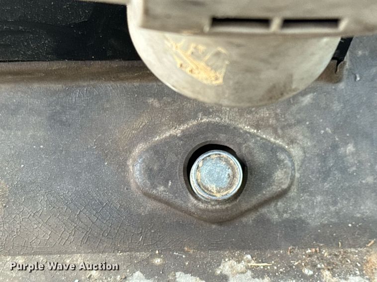 image for item DY0339 2009 John Deere 6330 tractor