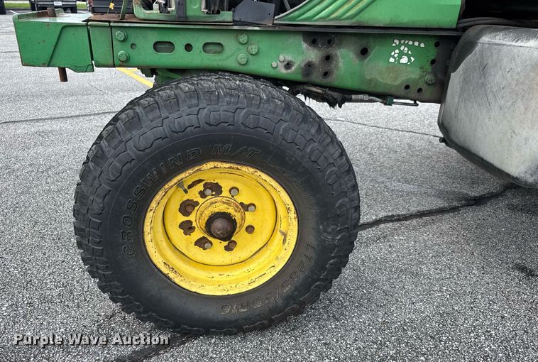 image for item DY0339 2009 John Deere 6330 tractor