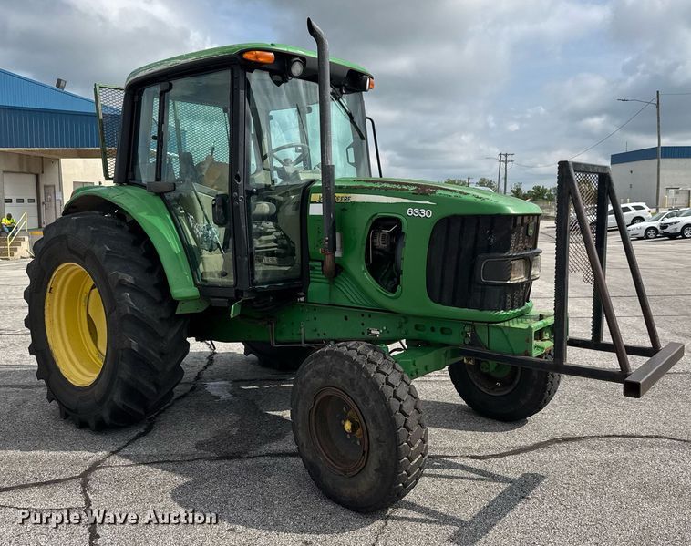 image for item DY0341 2009 John Deere 6330 tractor