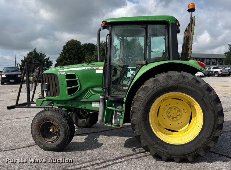 image for item DY0341 2009 John Deere 6330 tractor