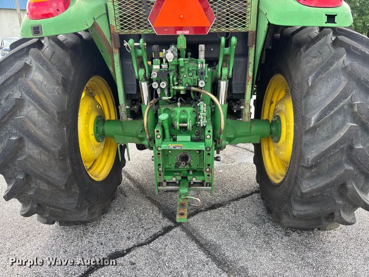 image for item DY0341 2009 John Deere 6330 tractor