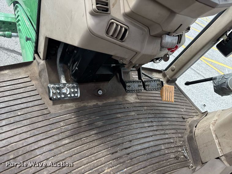 image for item DY0341 2009 John Deere 6330 tractor