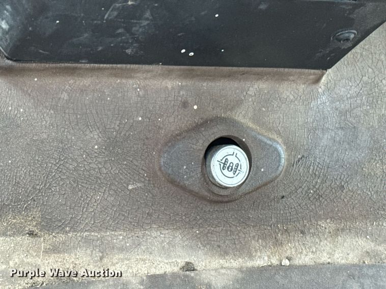 image for item DY0341 2009 John Deere 6330 tractor