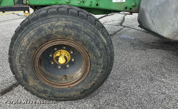 image for item DY0341 2009 John Deere 6330 tractor