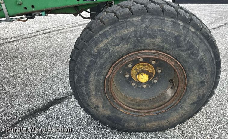 image for item DY0341 2009 John Deere 6330 tractor