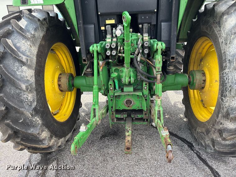 image for item DY0342 2012 John Deere 7130 MFWD tractor