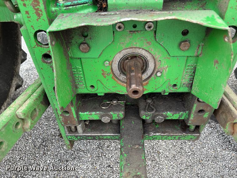 image for item DY0342 2012 John Deere 7130 MFWD tractor