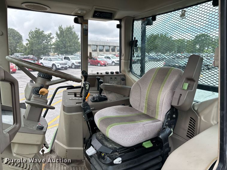 image for item DY0342 2012 John Deere 7130 MFWD tractor