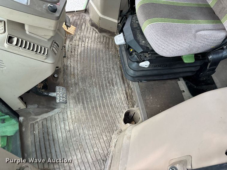 image for item DY0342 2012 John Deere 7130 MFWD tractor