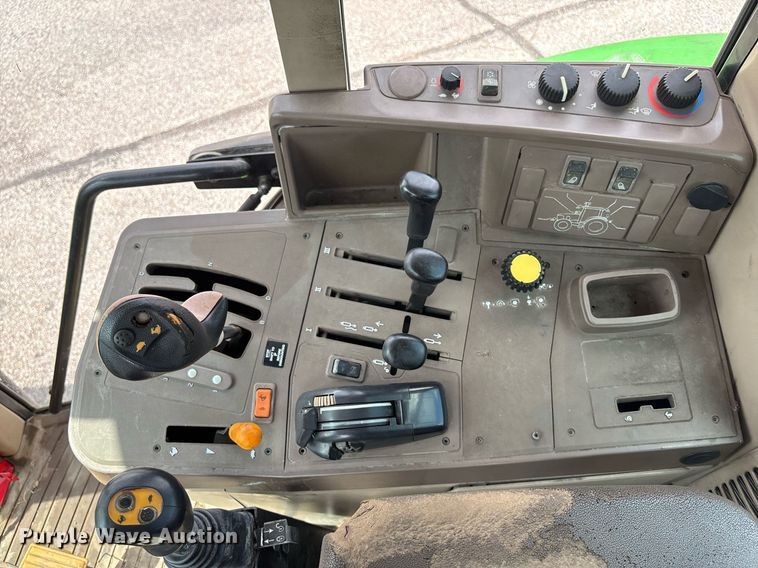 image for item DY0342 2012 John Deere 7130 MFWD tractor