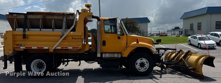 image for item DY0344 2006 International 7400 dump truck