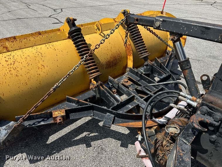 image for item DY0344 2006 International 7400 dump truck