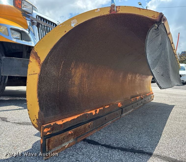 image for item DY0344 2006 International 7400 dump truck