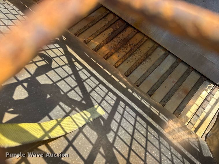 image for item DY0344 2006 International 7400 dump truck