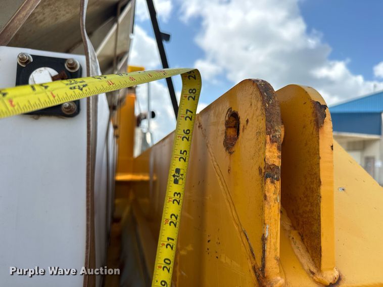 image for item DY0344 2006 International 7400 dump truck