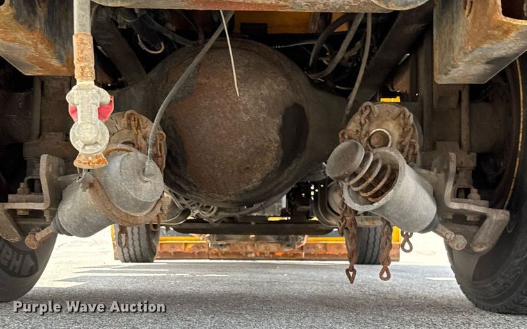 image for item DY0344 2006 International 7400 dump truck