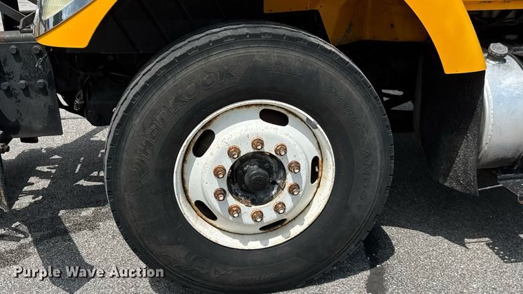 image for item DY0344 2006 International 7400 dump truck