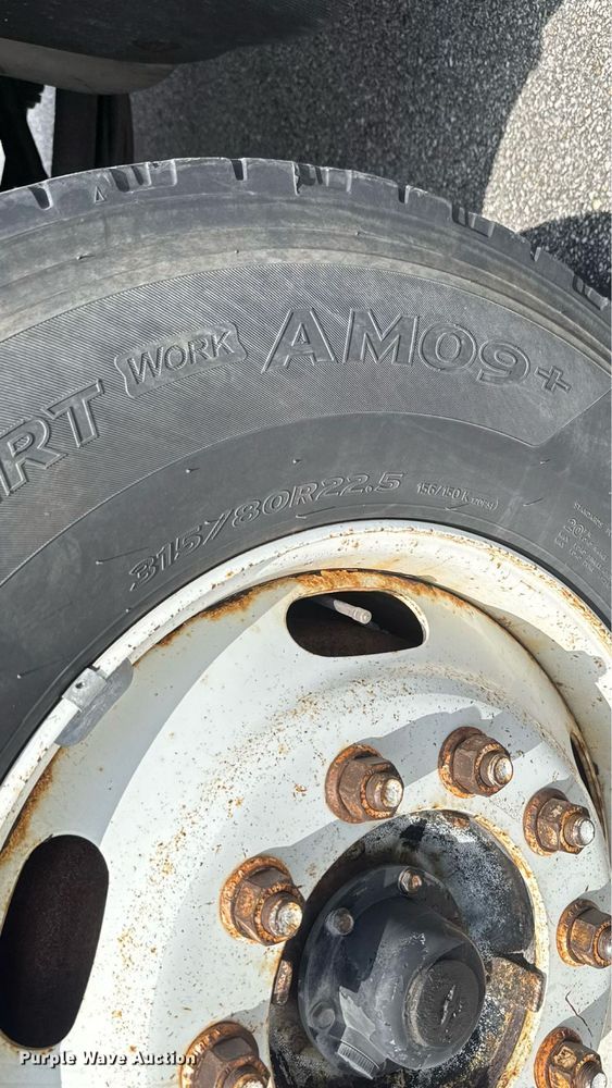 image for item DY0344 2006 International 7400 dump truck