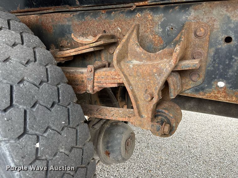 image for item DY0345 2006 International WorkStar 7400 crew cab dump truck