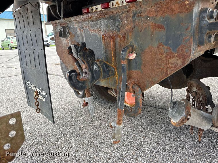 image for item DY0345 2006 International WorkStar 7400 crew cab dump truck