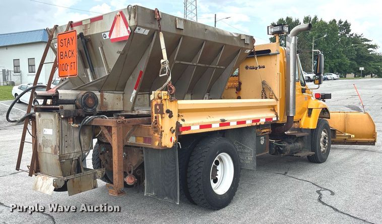 image for item DY0346 2006 International 7400 dump truck