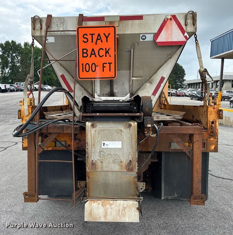 image for item DY0346 2006 International 7400 dump truck