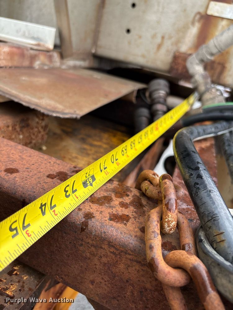 image for item DY0346 2006 International 7400 dump truck