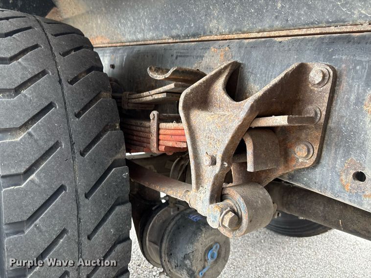 image for item DY0346 2006 International 7400 dump truck