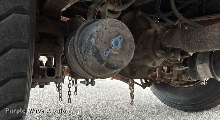 image for item DY0346 2006 International 7400 dump truck